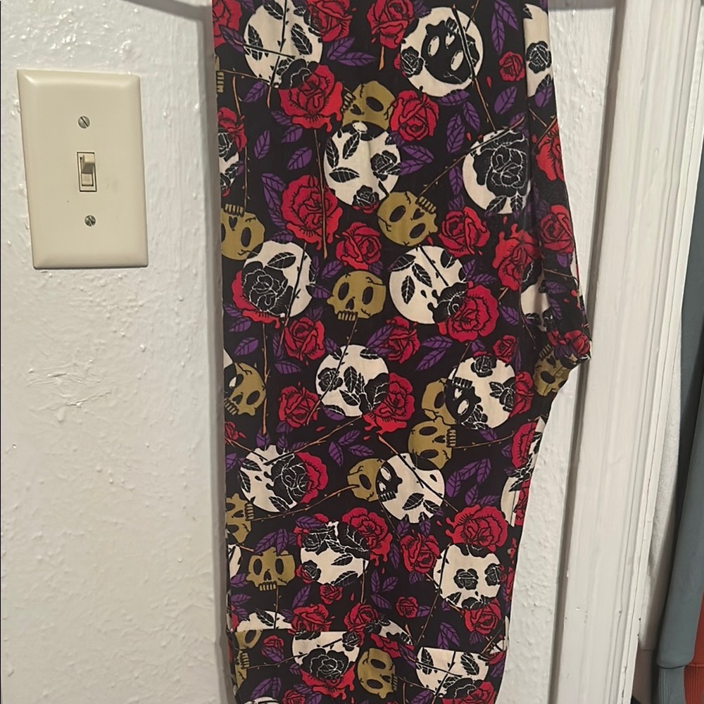 LuLaRoe Skull and Rose Leggings - Black, Red, Purple, Gold